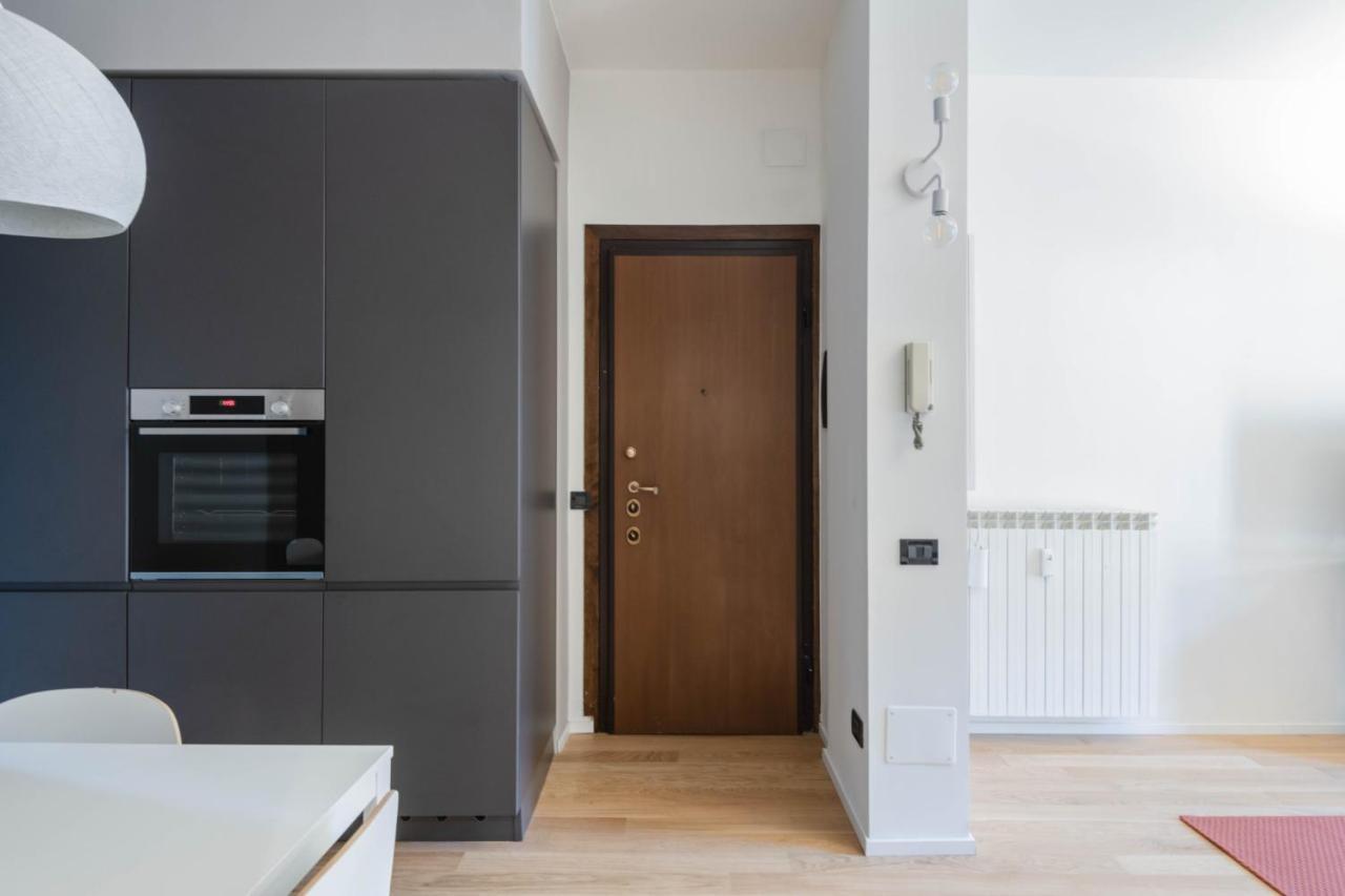 Easylife - Accogliente Trilocale A Porta Romana Relax E Stile Moderno Nel Cuore Di Milano Eksteriør billede